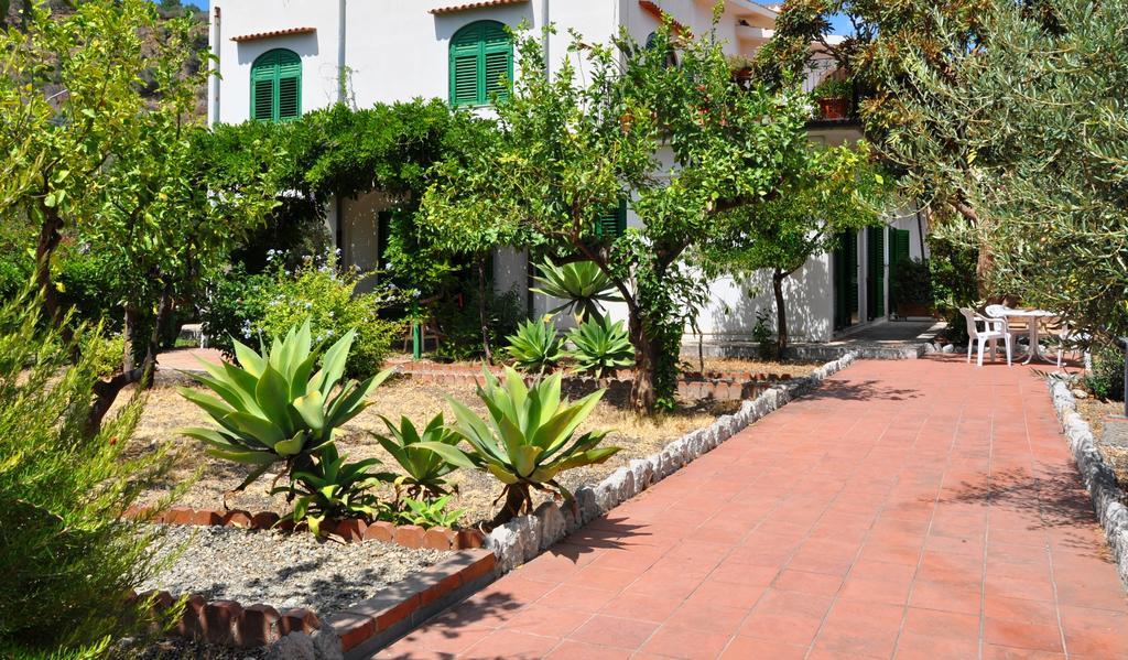 Seafront Apartments Garden House Taormina Phòng bức ảnh