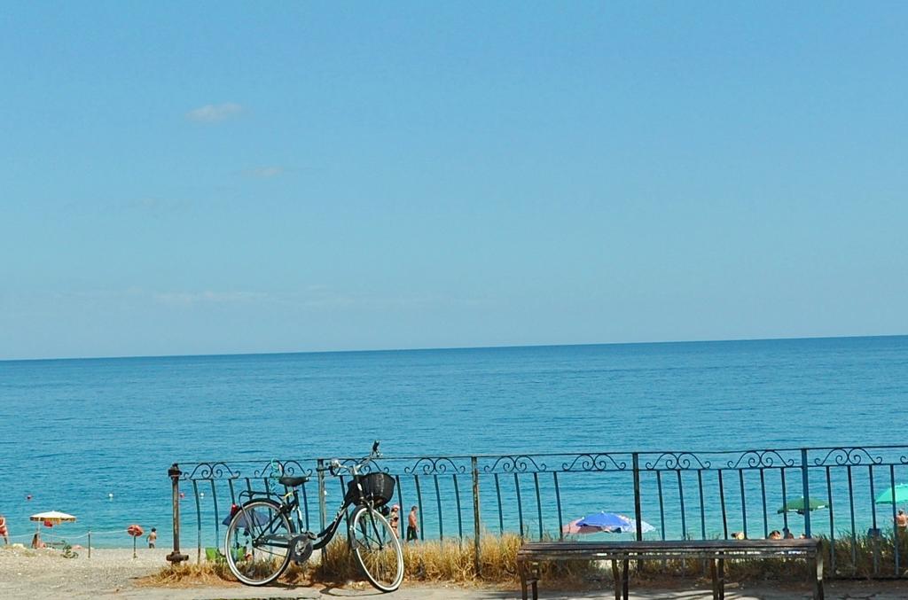 Seafront Apartments Garden House Taormina Ngoại thất bức ảnh
