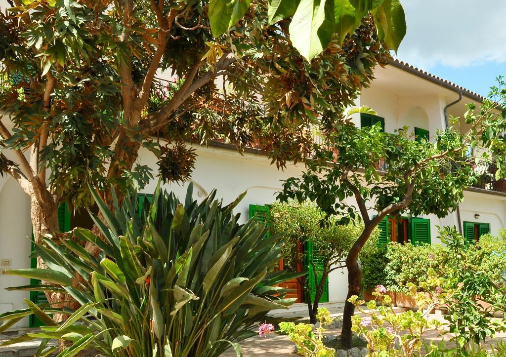 Seafront Apartments Garden House Taormina Phòng bức ảnh